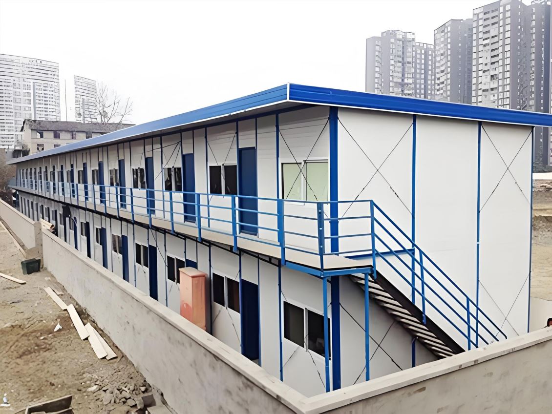 赤峰钢结构活动板房